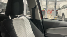 Toyota Yaris 1.5 VVT-i Icon Tech 5dr CVT Petrol Hatchback